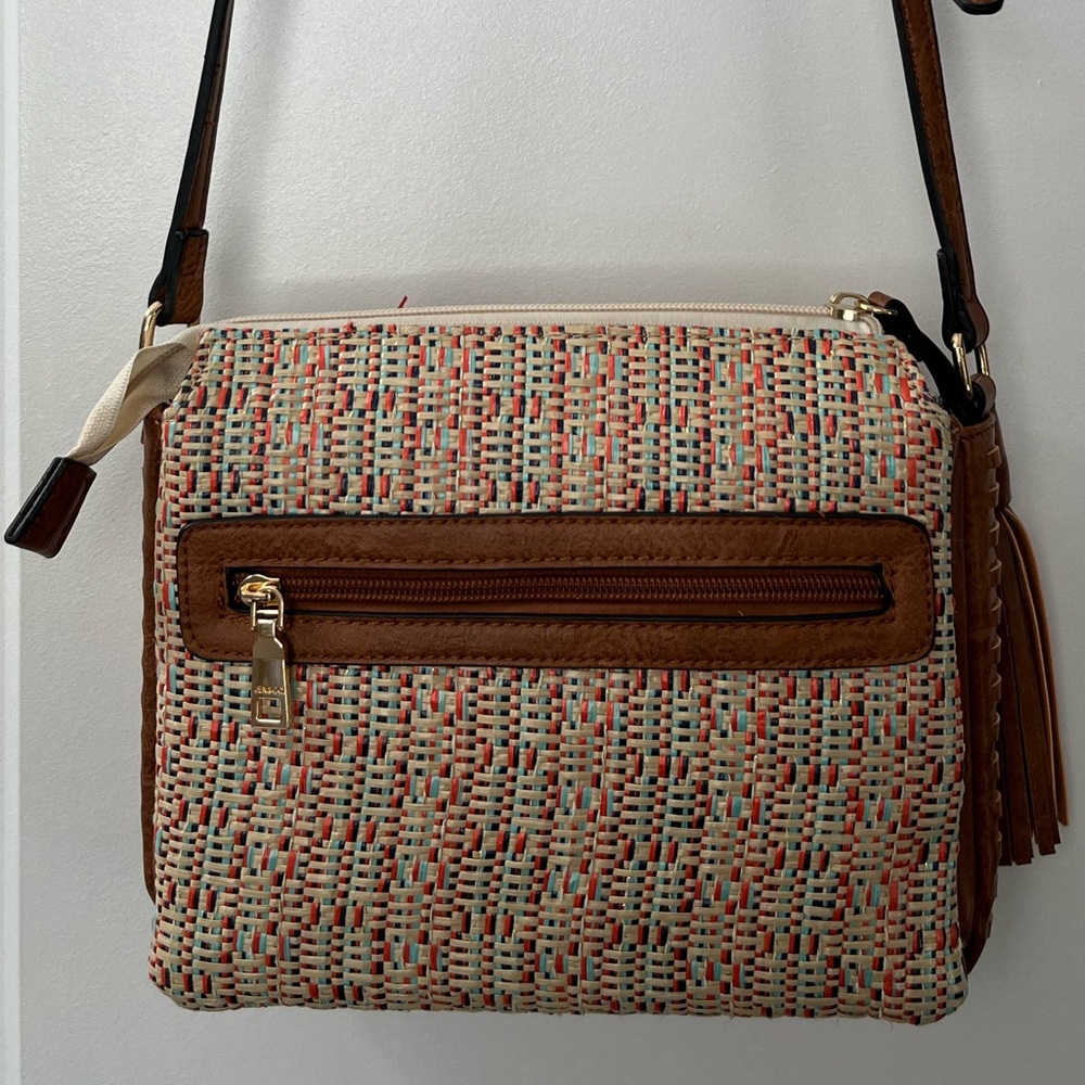 Jen & Co woven gusset Purse, faux leather